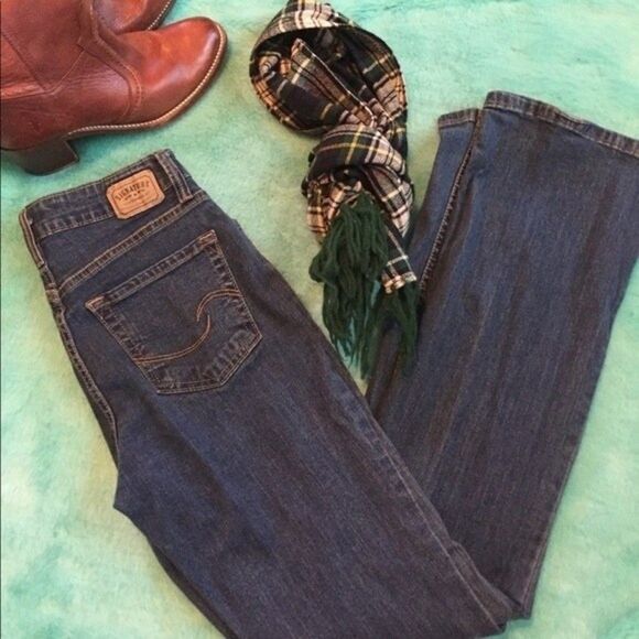 Levi's signature at waist bootcut jeans. Size 00 or 24R medium wash clean look - Picture 1 of 6